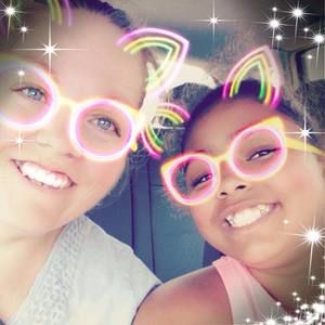 Meet your Posher, Lynette